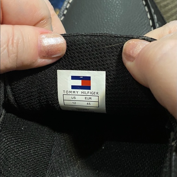 TOMMY HILFIGER KERRY DRIVERS LOAFERS SHOES SIZE 12 - Picture 2 of 8